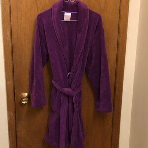 SKYE Sleepwear - Cozy purple robe with belt & with two front pockets - Size S/M